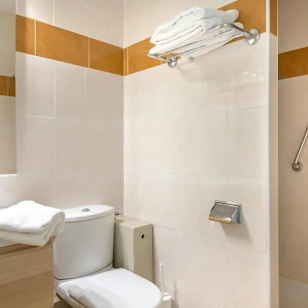 Lejlighed Climatise 2/3 Pers, Proche & Centre-ville, Wifi Gratuit, Parking & Linge En Option - Fr-1-466a-44 *